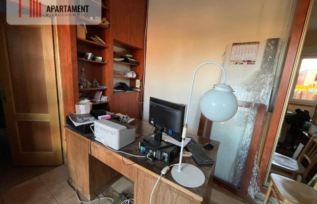 Kompletny, dobry zakłąd stolarski do wynajmu.