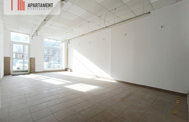 Lokal z witryną parter centrum miasta Rynek