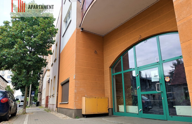LOKAL USŁUGOWO-HANDLOWY 81 m2 CENTRUM MIASTA