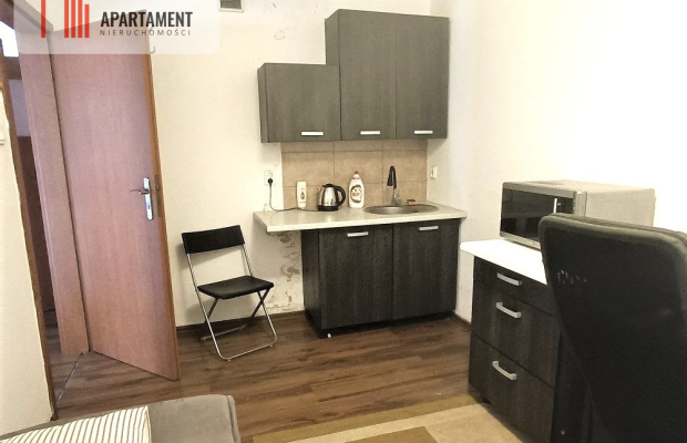 LOKAL USŁUGOWO-HANDLOWY 81 m2 CENTRUM MIASTA