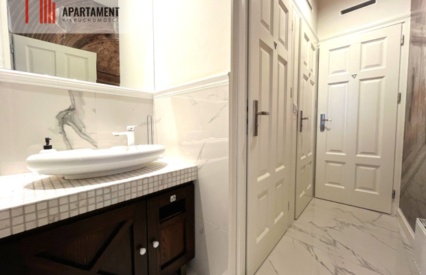 kamienica w ścisłym centrum, ogrzewanie miejskie