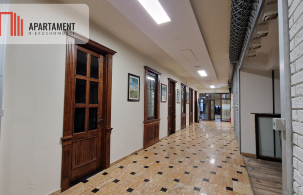 Lokale w centrum Nakła!