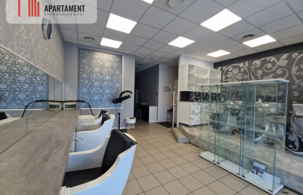 Salon fryzjerski w topowej lokalizacji!