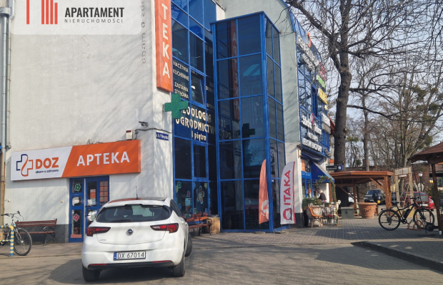 Salon fryzjerski w topowej lokalizacji!