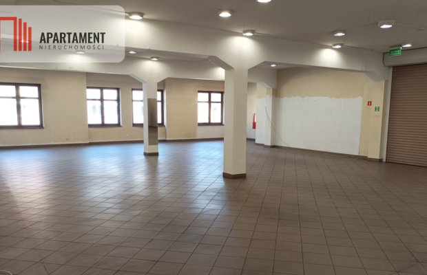 Duży lokal komercyjny do wynajęcia – Chodzież