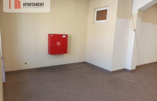 Duży lokal komercyjny do wynajęcia – Chodzież