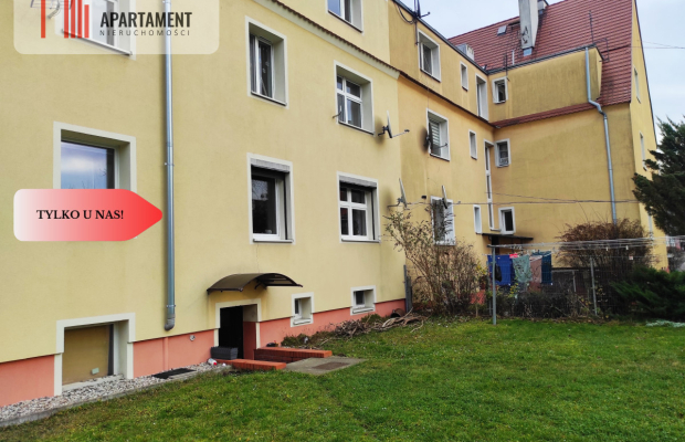 4 pokoje/komórka/piwnica/strych/ogrodzone podwórze