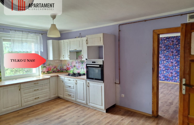 4 pokoje/komórka/piwnica/strych/ogrodzone podwórze