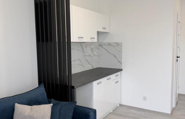 MIESZKANIE PO GENERALNYM REMONCIE NA OKOLU!