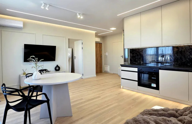 Nowoczesne 3-pokojowe mieszkanie, klimatyzacja,