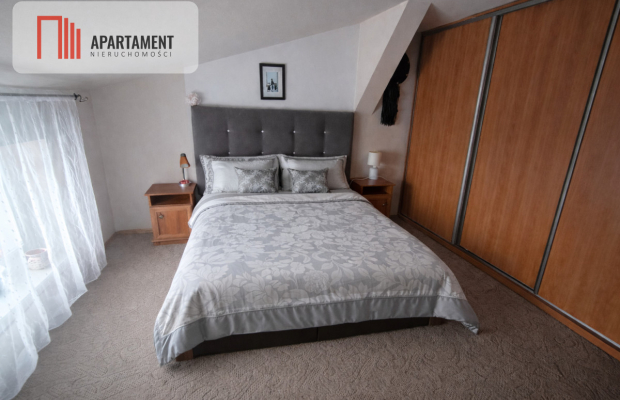 Mieszkanie na pierwszym piętrze z garażem!