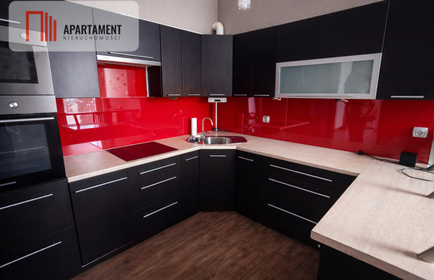 Mieszkanie na pierwszym piętrze z garażem!