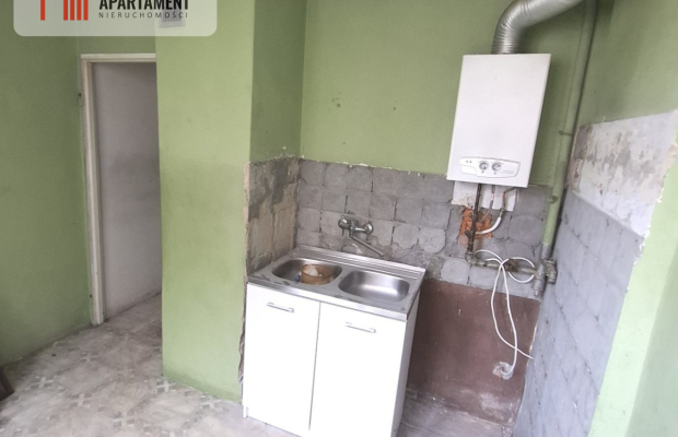 M3-wysoki parter-balkon-Zosinek-do remontu