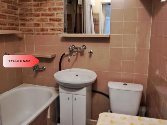 Tylko u nas! trzy pokoje, pierwsze piętro, centrum