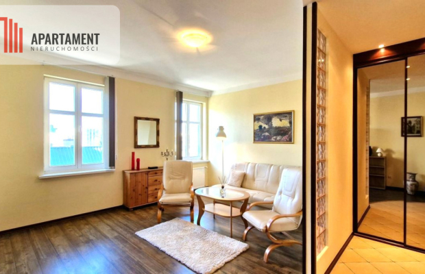 Budynek 2004-lokal umeblowany - od zaraz