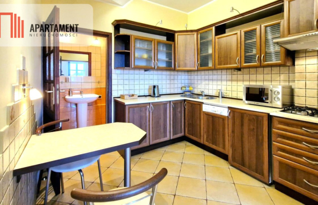 Budynek 2004-lokal umeblowany - od zaraz