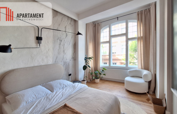 Prestiżowy apartament do zamieszkania, Śródmieście