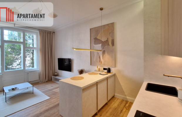 Prestiżowy apartament do zamieszkania, Śródmieście