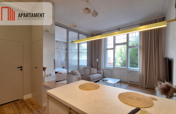 Prestiżowy apartament do zamieszkania, Śródmieście