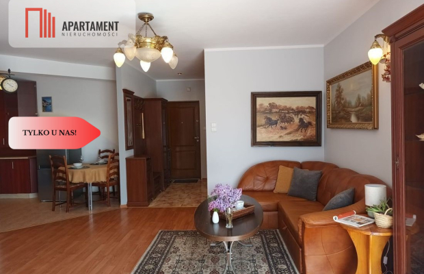 Słoneczne mieszkanie z garderobą i aneksem