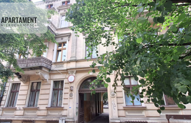 Mieszkanie poddaszowe/Do remontu/100m2 po podłodze