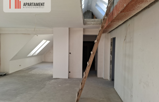 Dwupoziomowe mieszkanie w apartamencie