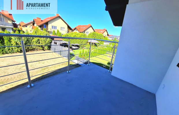 Mieszkanie w czterolokalowym budynku z ogródkiem