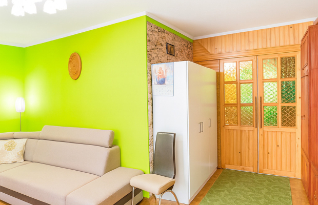 Z widokim na panoramę, niższa cena.