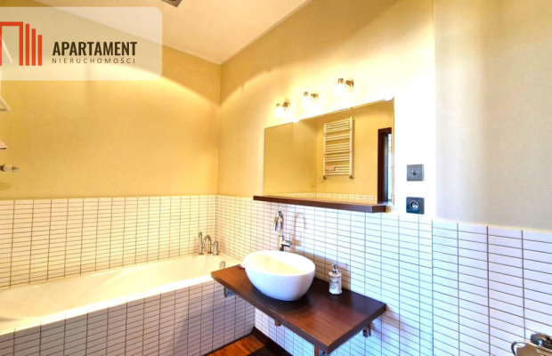 Budynek 2004-lokal umeblowany - od zaraz