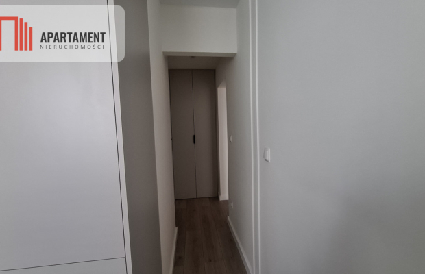 Mieszkanie 2 pokoje po generalnym remoncie .