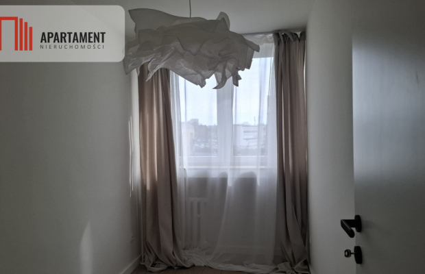 Mieszkanie 2 pokoje po generalnym remoncie .