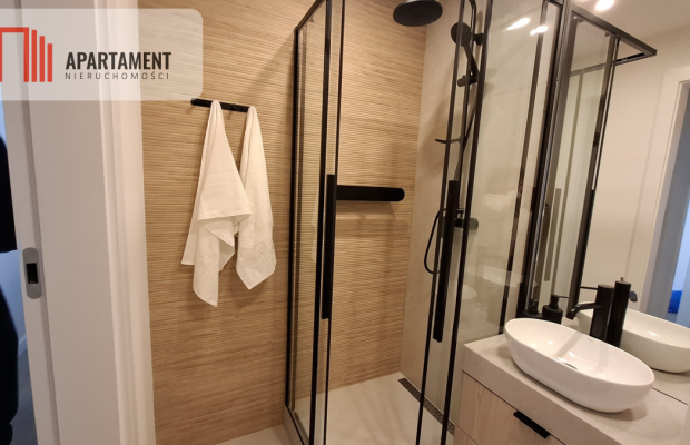 Mieszkanie 2 pokoje po generalnym remoncie .