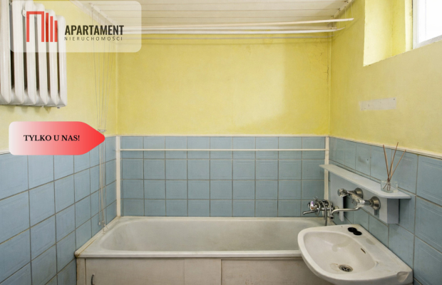 Jasne 2 pokoje z balkonem – Świecie. Do remontu.