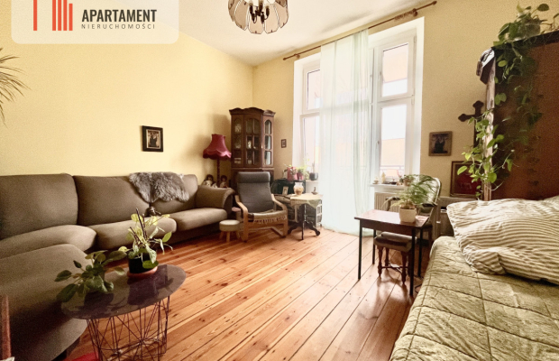 centrum, duża loggia, dobra inwestycja