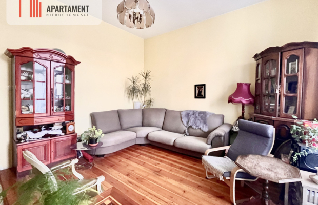 centrum, duża loggia, dobra inwestycja