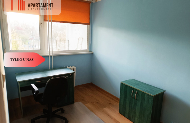 Trze pokoje z balkonem. 58m2.1 piętro.Wynajmę.