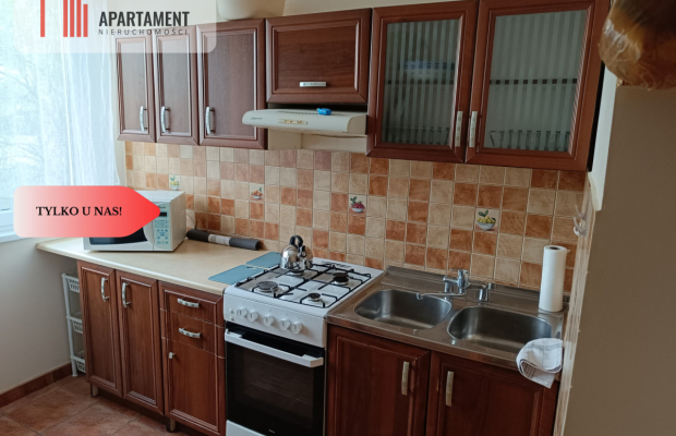 Trze pokoje z balkonem. 58m2.1 piętro.Wynajmę.