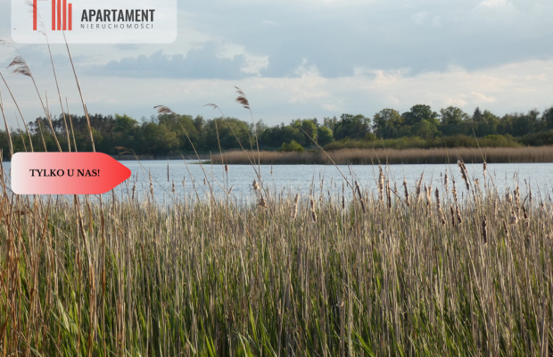 Duża działka z linią brzegową jeziora