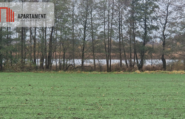 Działka nad jeziorem z warunkami zabudowy