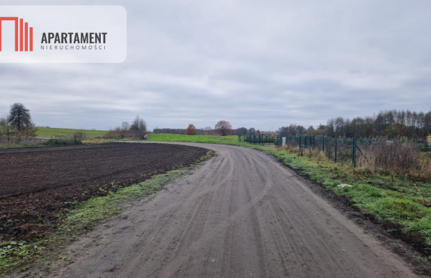 Działka nad jeziorem z warunkami zabudowy