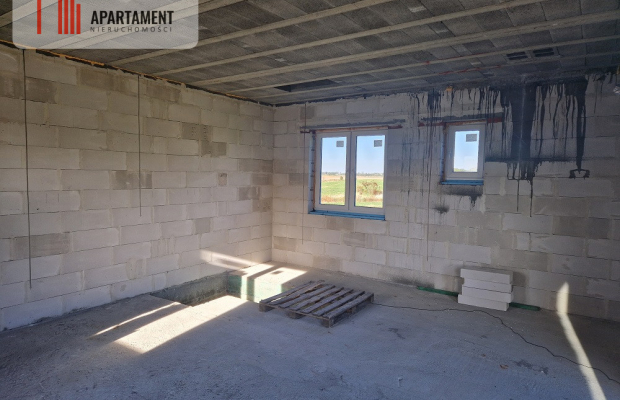 Działka z budynkiem gospodarczo-mieszkalnym