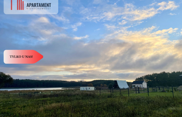 Działka z widokiem na jezioro