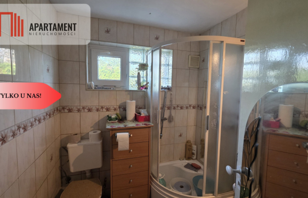 Rod Myślęcinek, domek murowany kanalizacja woda