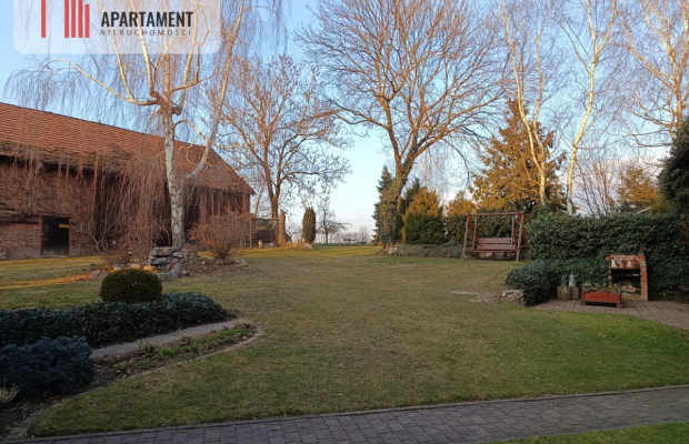 Duża działka budowlana na wsi.