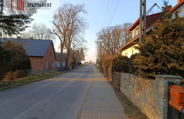 Duża działka budowlana na wsi.