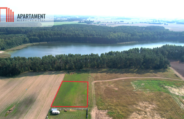 Urokliwe działki nad jeziorem Brzuchowo!
