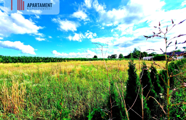 Działka budowlana w spokojnej okolicy .