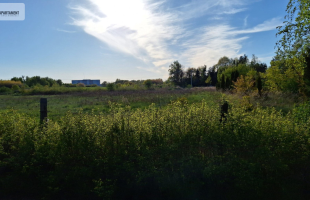 Działka przemysłowa / usługowa 1.18 ha.