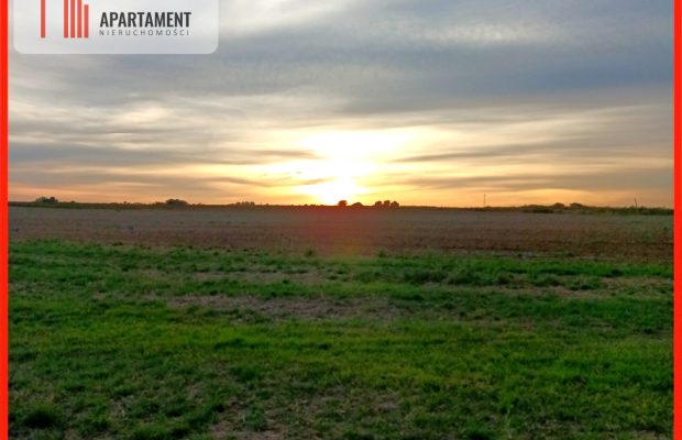 Działka w spokojnej okolicy