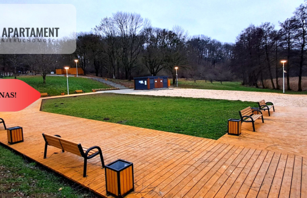 Niewielka działka w okolicy lasu i jeziora